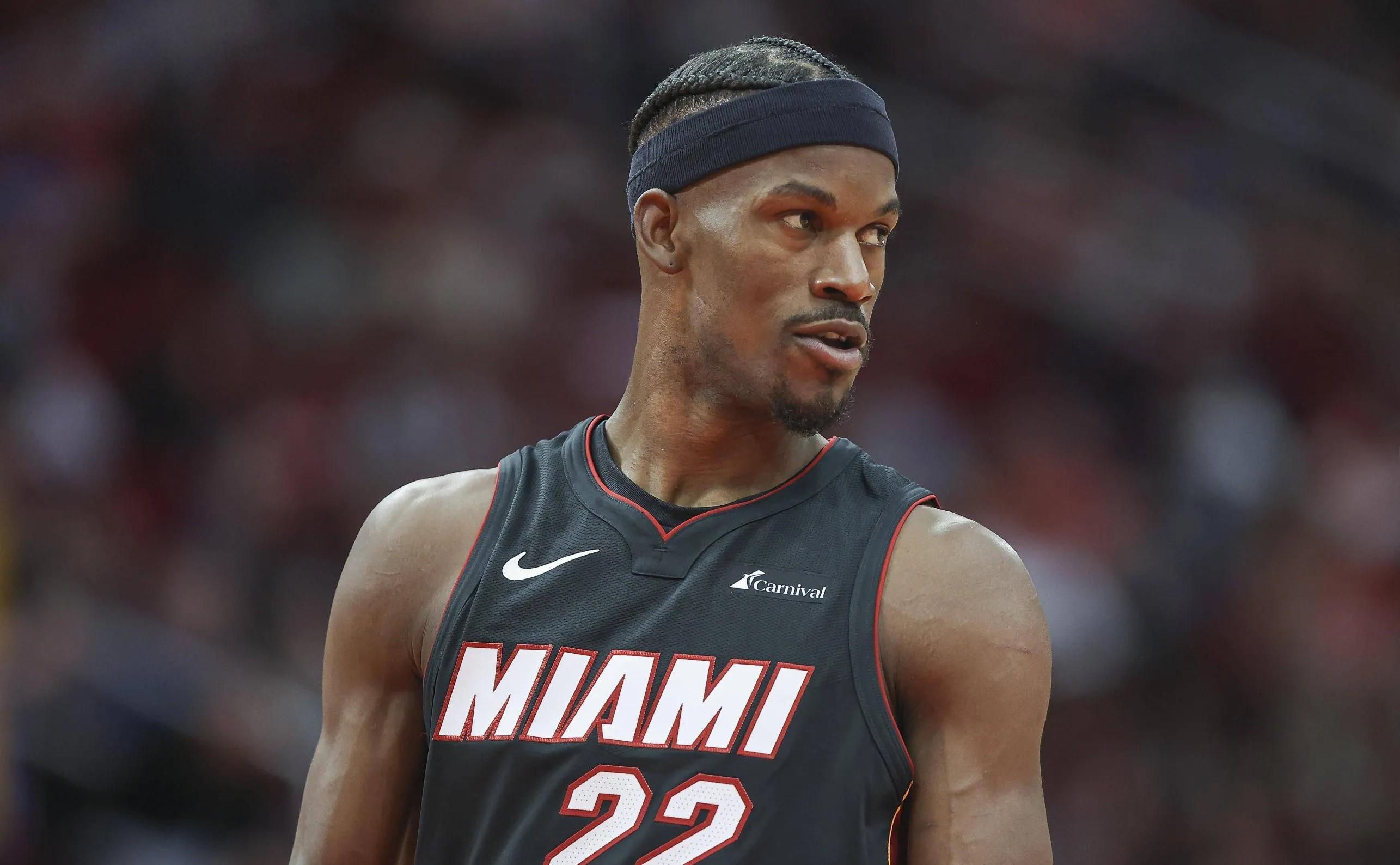 包含热火120比98胜开拓者，全队火力爆发的词条