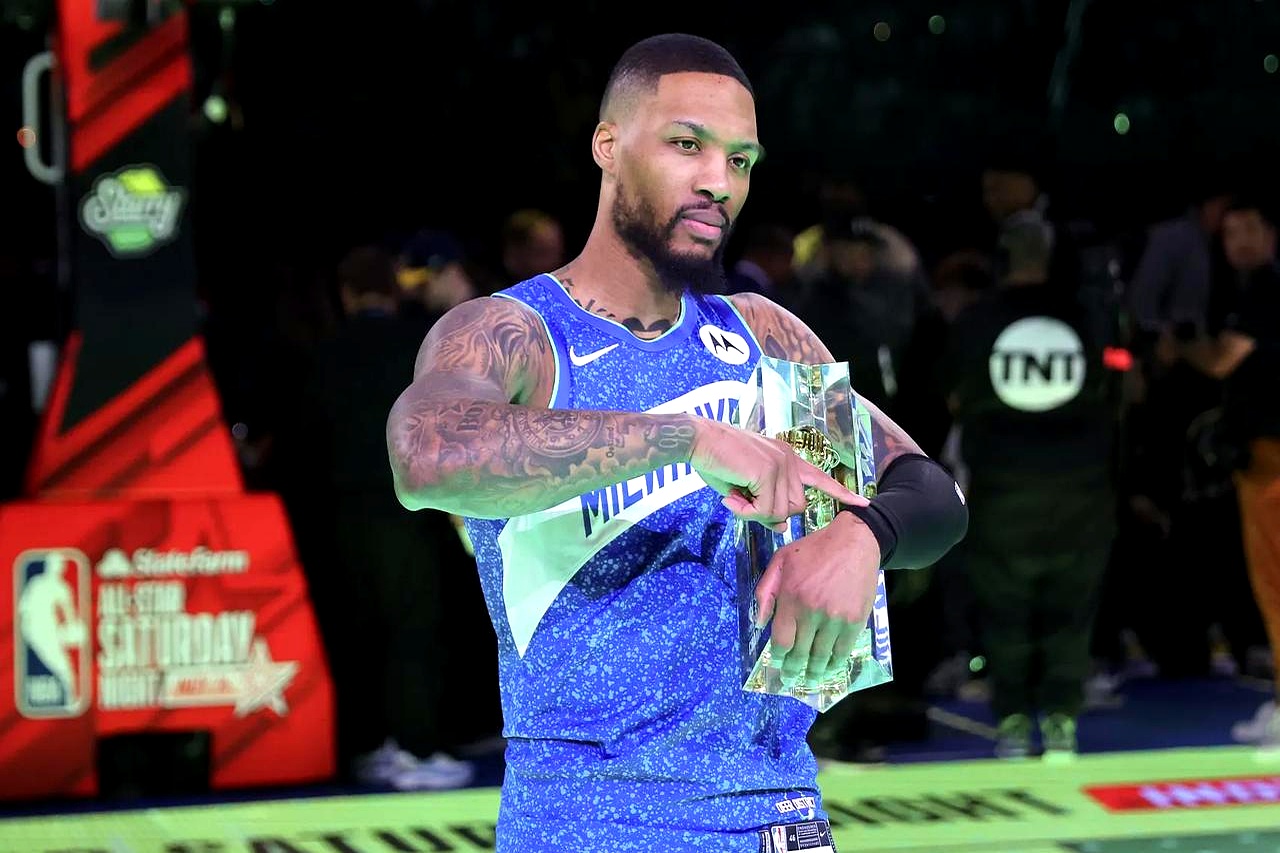 勇士强势快船，利拉德高光表现的简单介绍