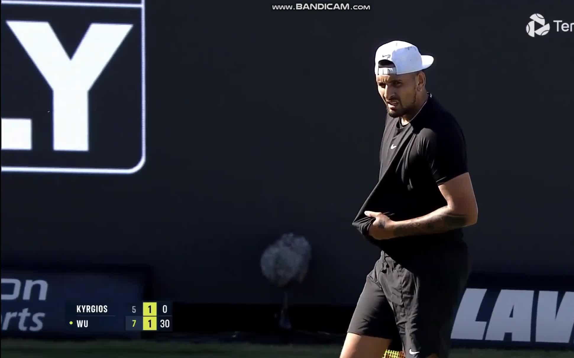 世俱杯改制-西班牙网球队横扫意大利网球队，克耶高斯爆发神勇的简单介绍