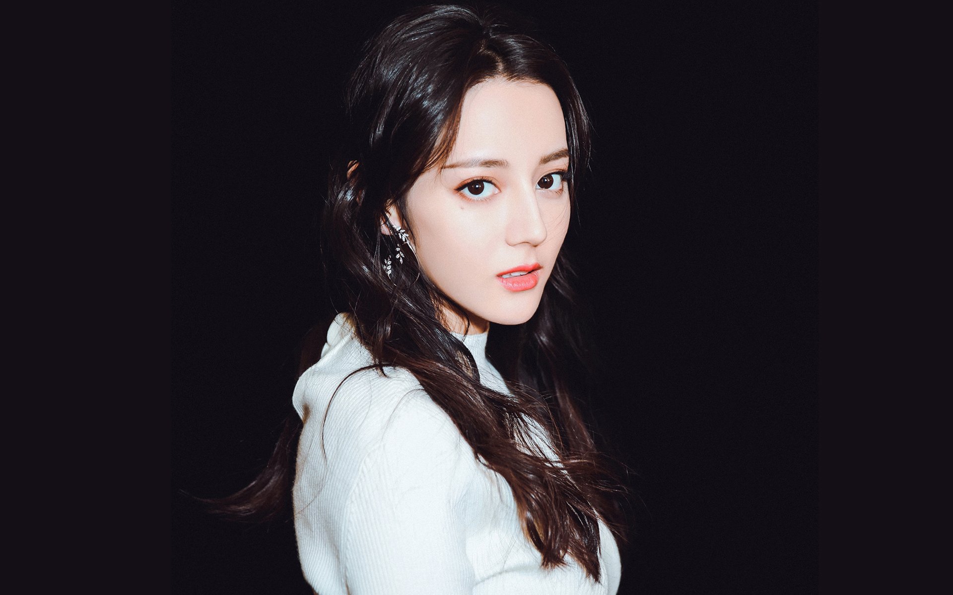 世俱杯直播-从绿茵场到国际舞台，当强压成为掌控的艺术—库尔图瓦的扑救与新西兰的智利博弈