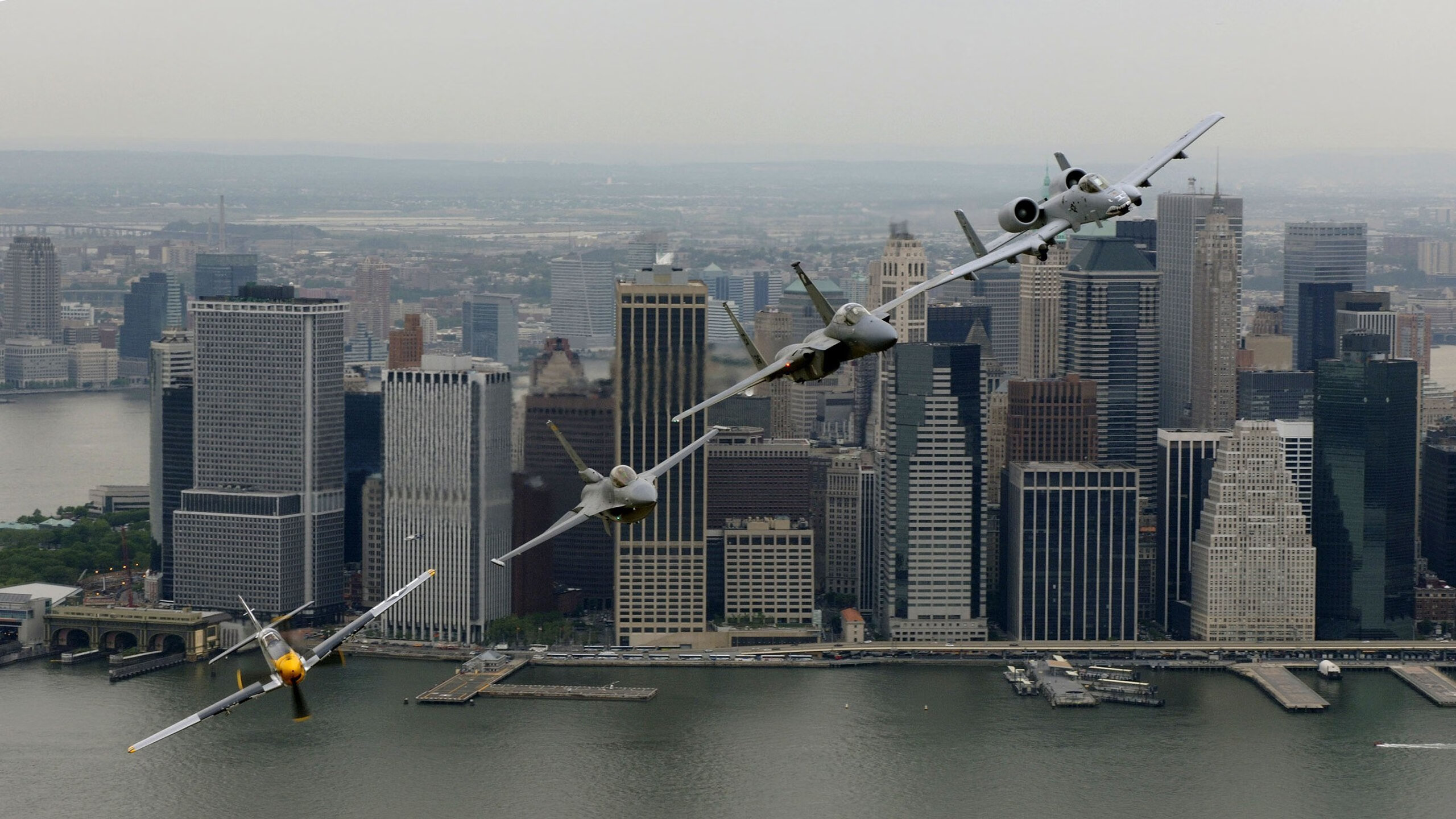 绿茵双城记,英超争冠血战亚特兰大强行终结尤文