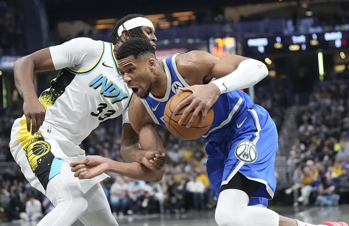 雄鹿压制雷霆，锡安进攻端无人可挡