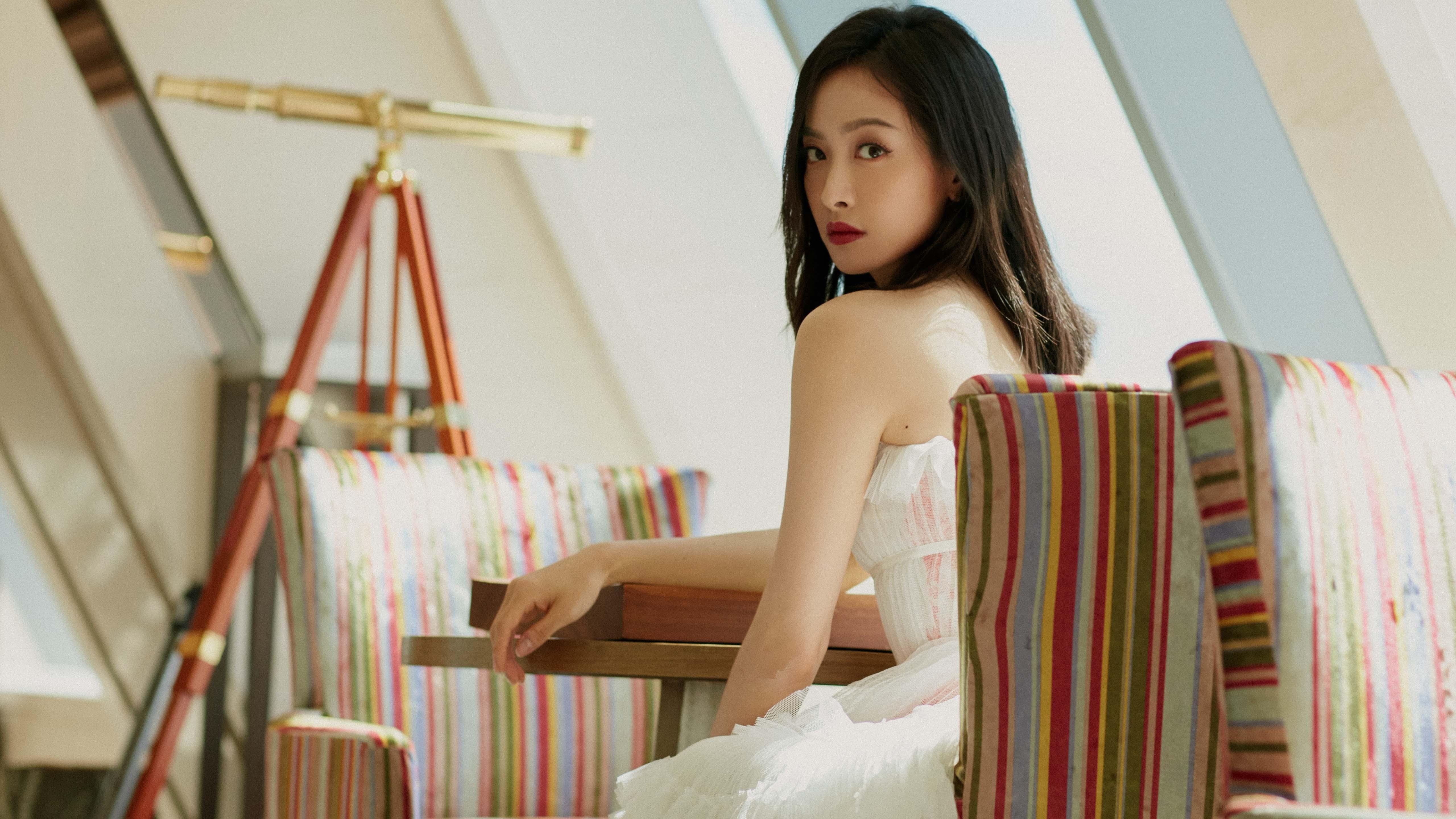 英超争冠白热化，莱比锡红牛末节逆转奥地利劲旅