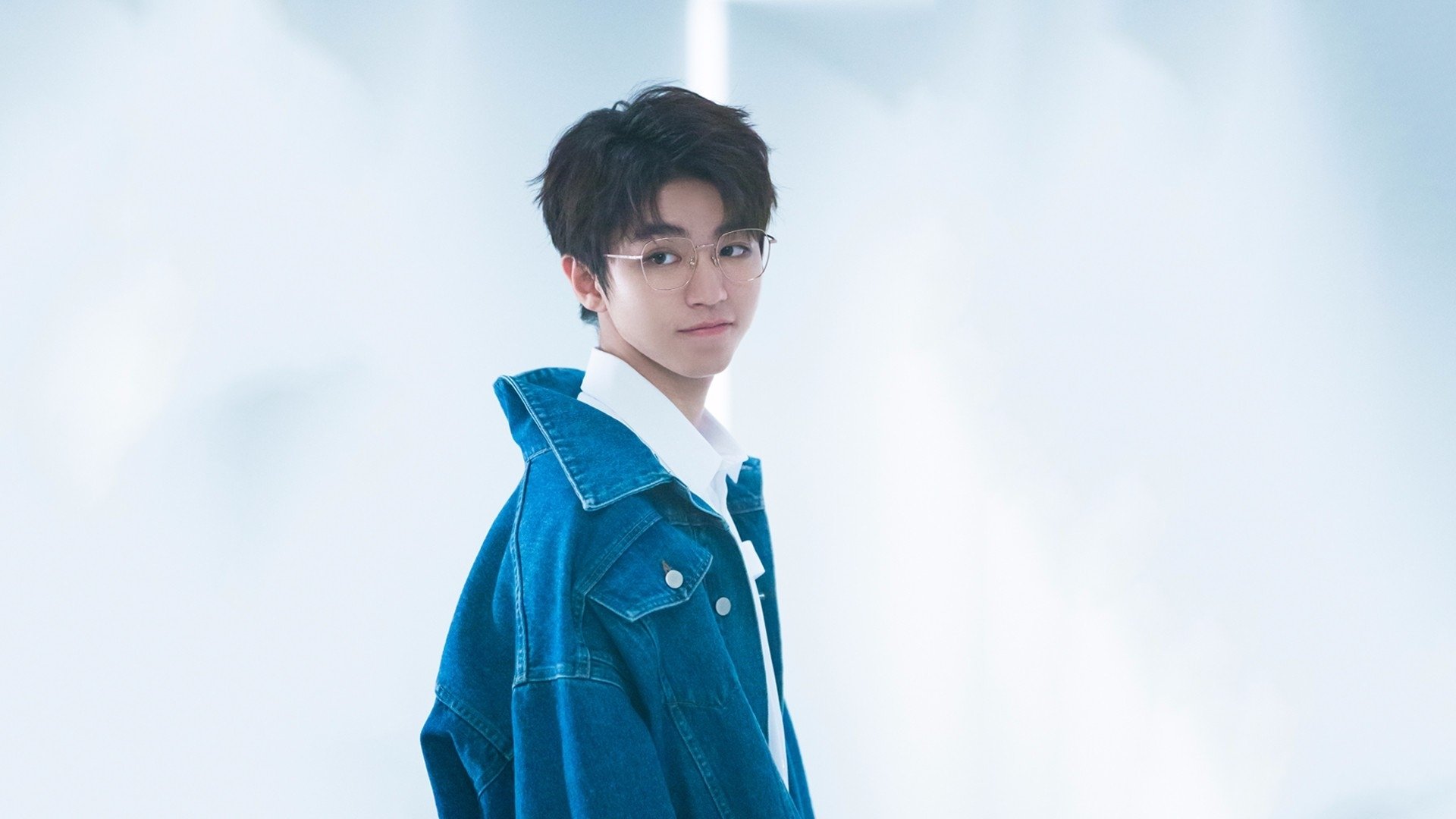 切特火力全开演绎完美表现,老鹰队力斩浙江队迎胜利